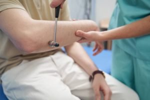 العصب السابع -عندما تبحث عن افضل دكتور مخ واعصاب ، يكون د/خالد عبدالمقصود..خيارا مناسبا عند البحث عن دكتور مخ واعصاب ذو خبرة ممتازة.